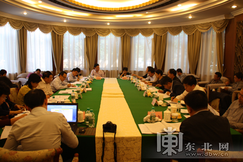 調研組聽取我省工作情況進行匯報。東北網見習記者 楊帆 攝