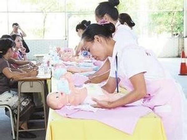 在菏澤市東華職業培訓學校學習家政護理專業靠譜嗎？
