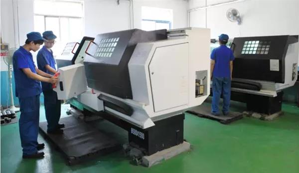 濟南二機床集團有限公司技工學校初中上能報名嗎？